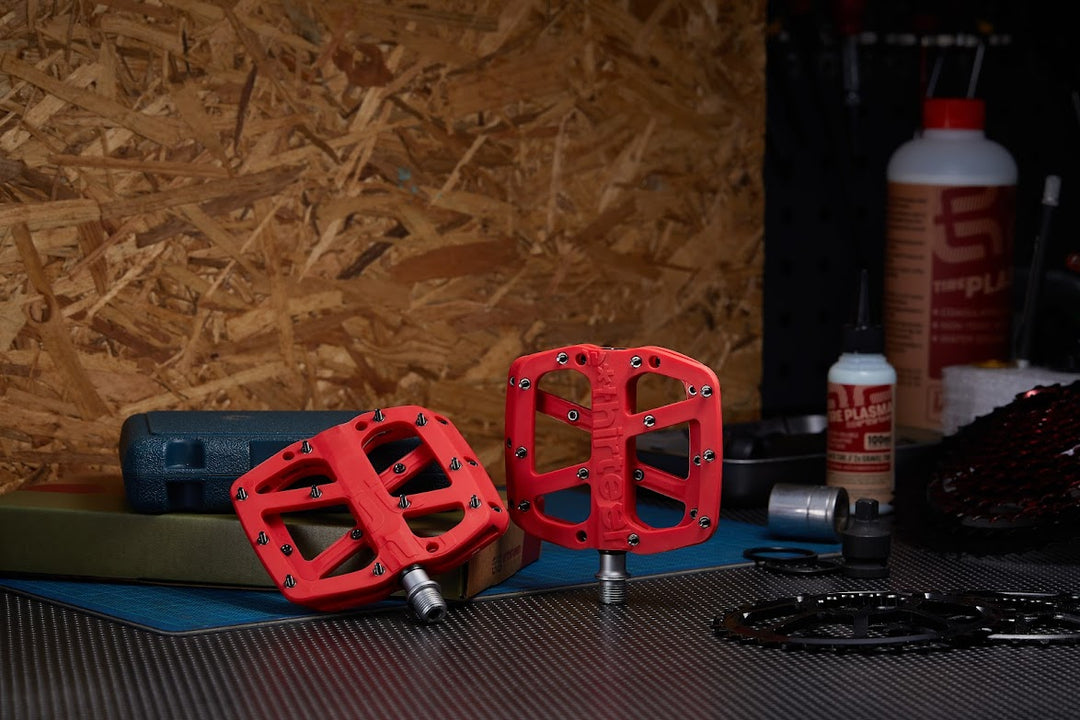 e thirteen flat pedals E-Thirteen Base Composite Pedal – skylinebicycles Size:L: 75 x 50cm Cube Stereo Hybrid One44 ship_fee_flatrate_15 a big inboard bearing